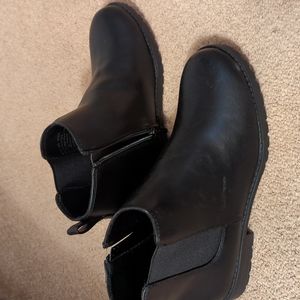 Black Boots